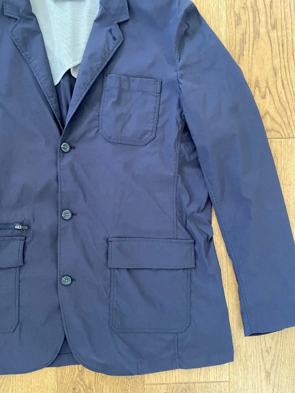 Eddie Bauer Ultimate Voyager Travel Blazer